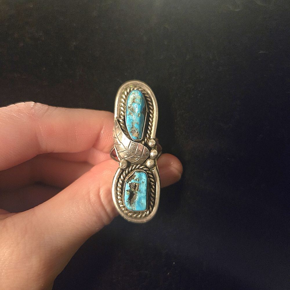 70s Southwest Turquoise & Sterling Silver Statement Ring - Picture 2 of 6